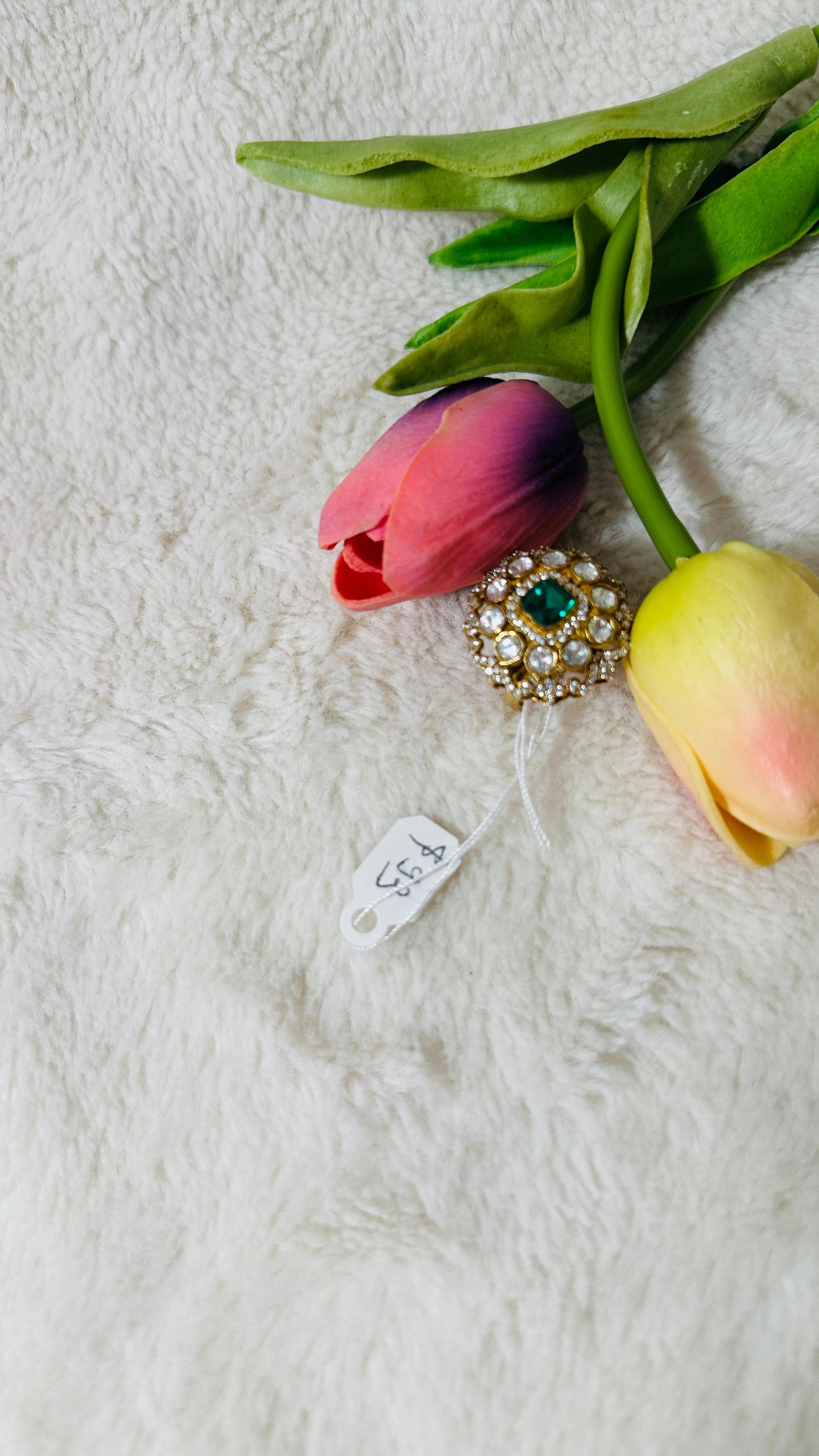 Emerald Green Statement 92.5 silver finger Ring embellished with white semiprecious Stone