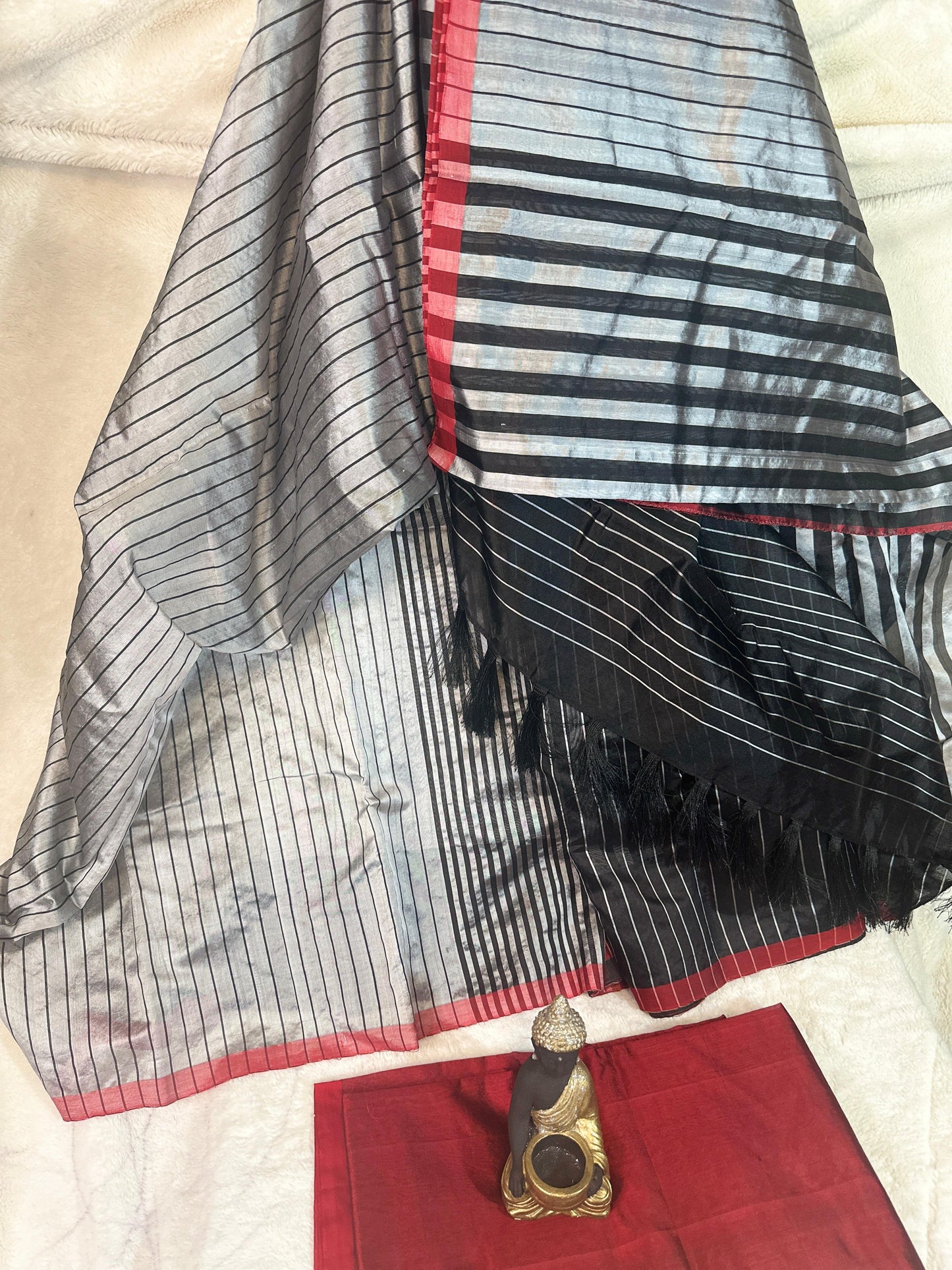 Grey with Black & Red pure Chanderi Pattu silk handloom Saree