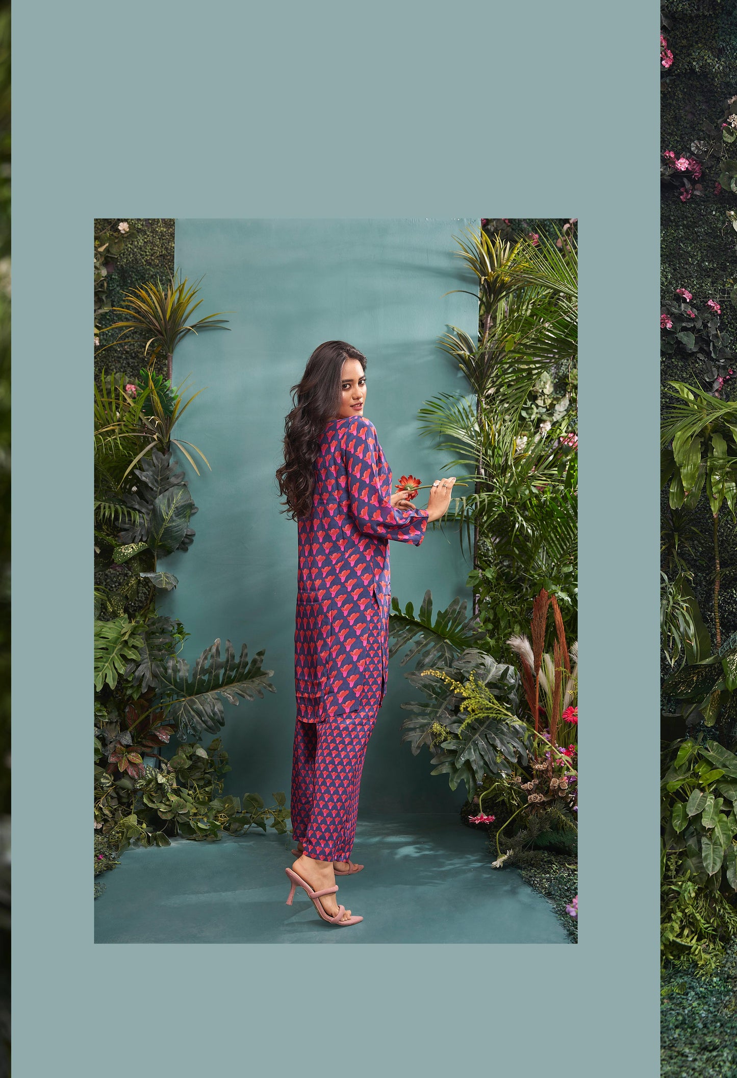 Pink crape silk kurta set highlighted with pearl, Cutdana & hand work