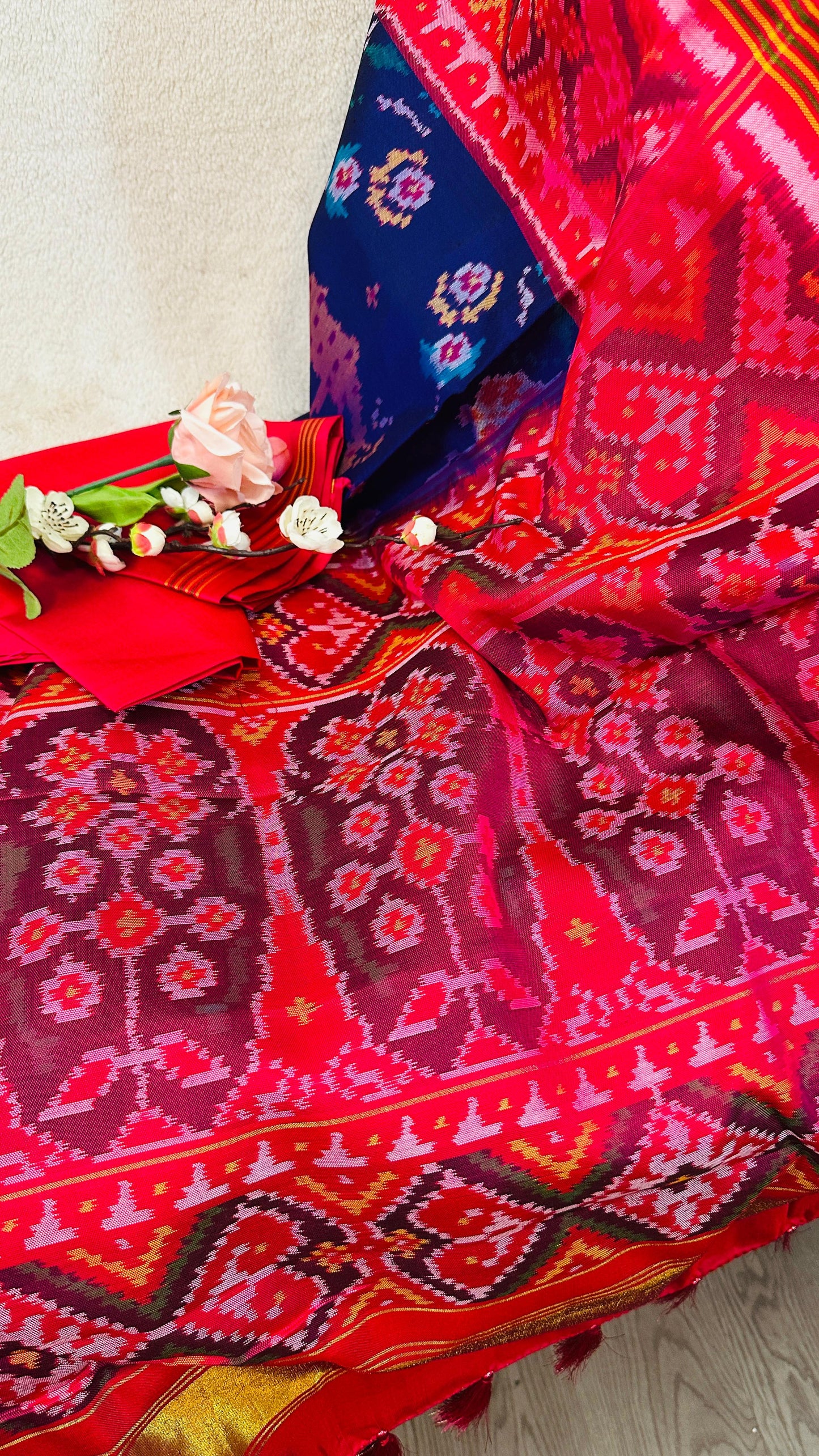 Royal Blue pure Mulberry silk semi double Patan Patola Handloom Saree