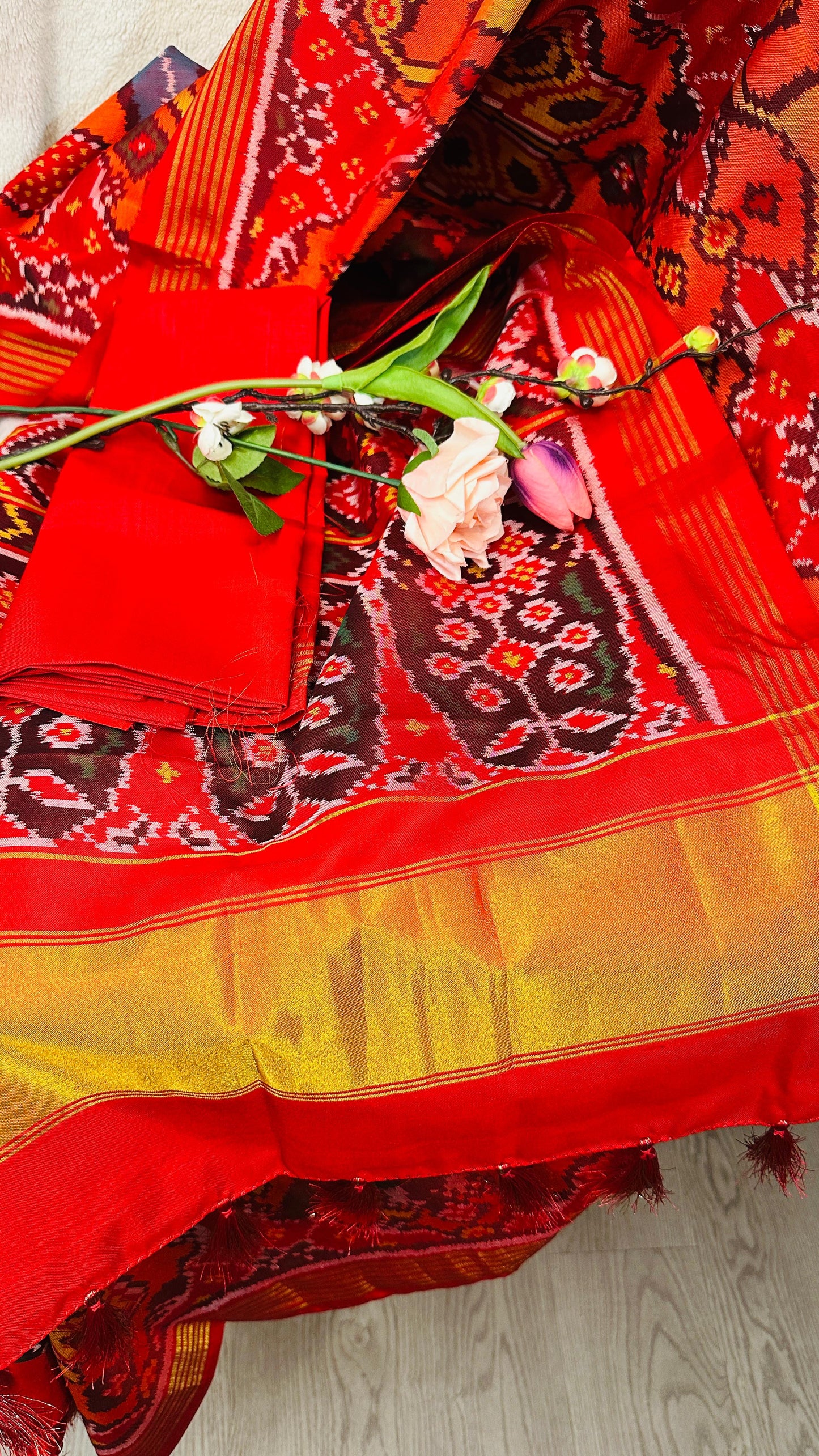 Red with Rangkat pure silk semi double Patan Patola Handloom Saree