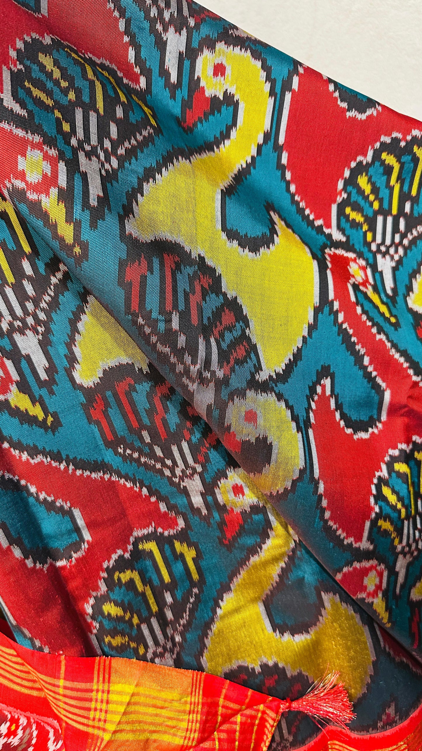Turquoise blue with Swan design weave pure Mulberry silk semi double Patan Patola Handloom Saree