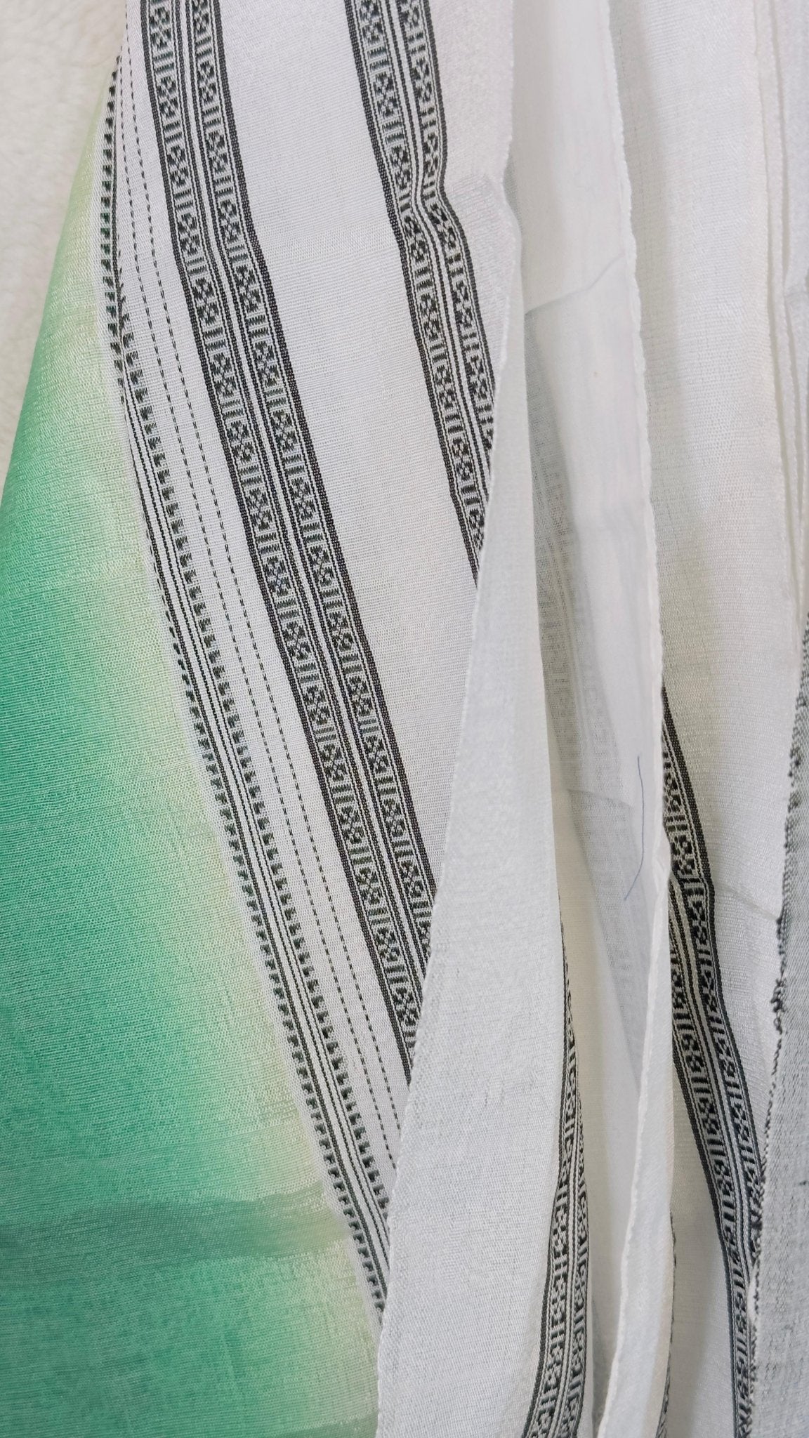 ILKAL Shaded bottle green - White SICO ( Cotton*Silk ) handloom saree - My Store
