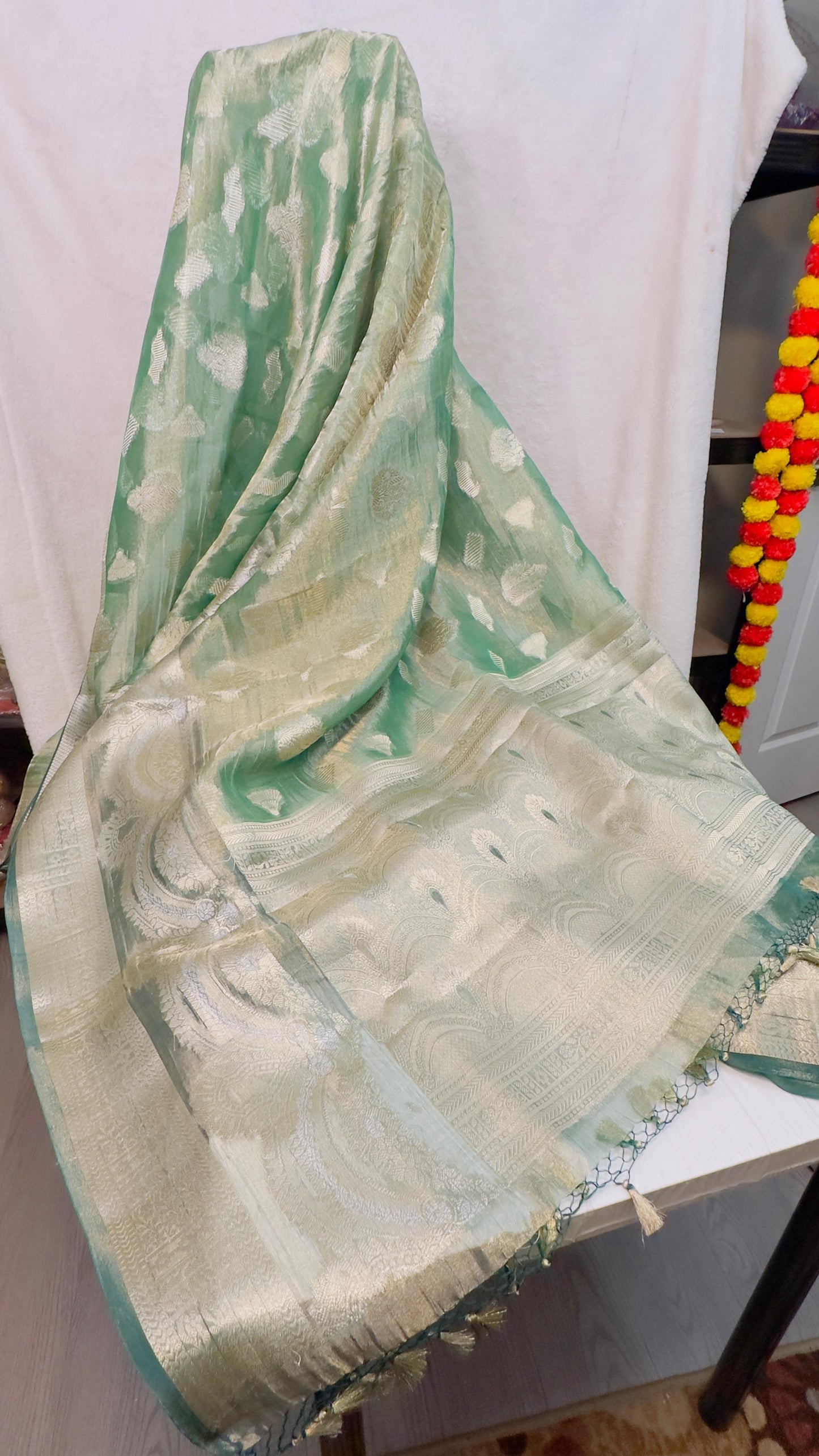 Pista Green pure tissue Banarasi handloom saree
