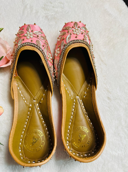 Baby pink Premium designer pure leather Jutti with double cushion and highlighted with all handwork