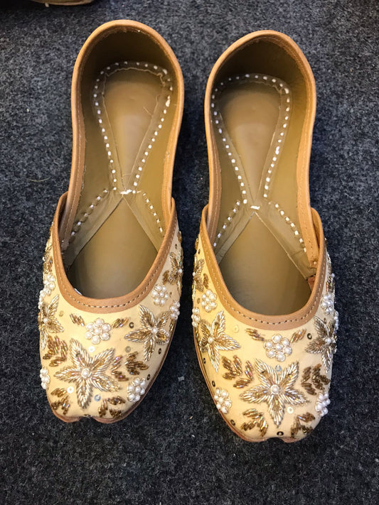 Beige gold Premium designer pure leather Jutti with double cushion and highlighted with all handwork