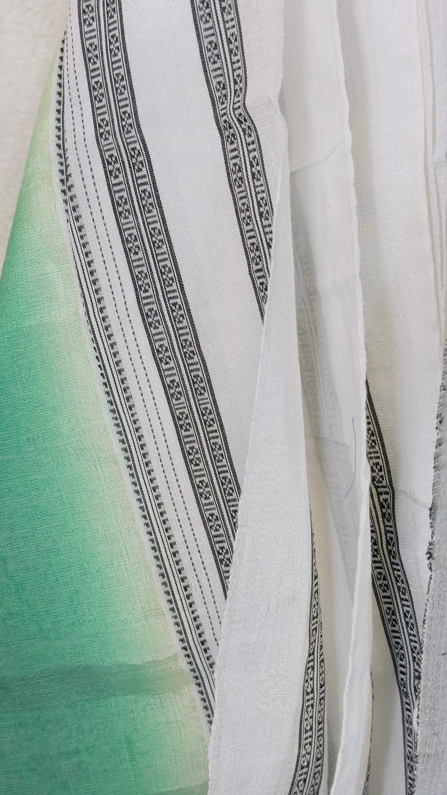 ILKAL Shaded bottle green-White  SICO ( Cotton*Silk ) handloom saree