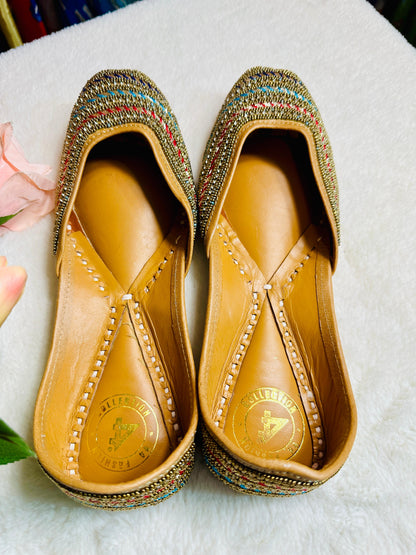 Multicoloured Premium designer pure leather Jutti with double cushion and highlighted with all handwork