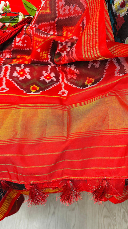 Turquoise blue with Swan design weave pure Mulberry silk semi double Patan Patola Handloom Saree