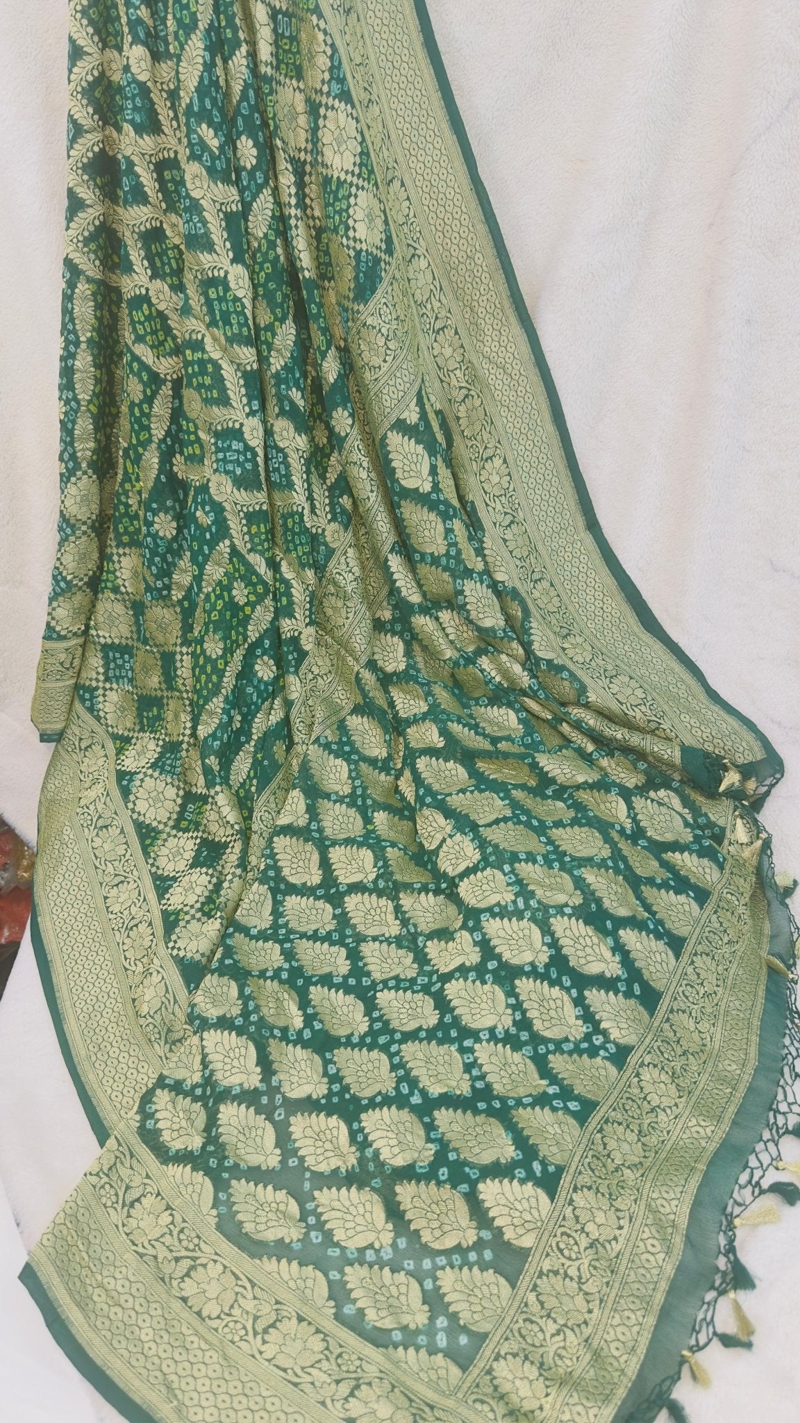 Leaf green Pure Khaddi Georgette hand rai Bandhani Banarasi saree with tested Gold zari weaving - My Store