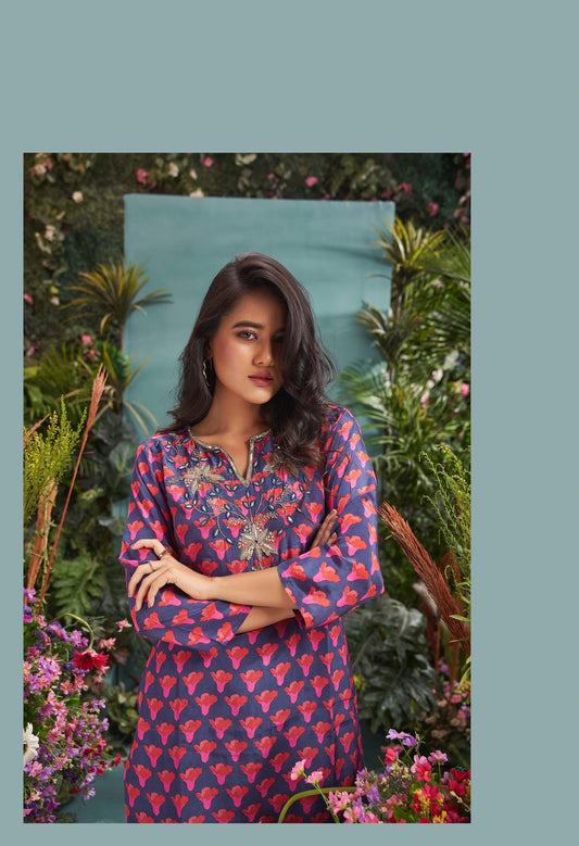 Pink crape silk kurta set highlighted with pearl, Cutdana & hand work - My Store