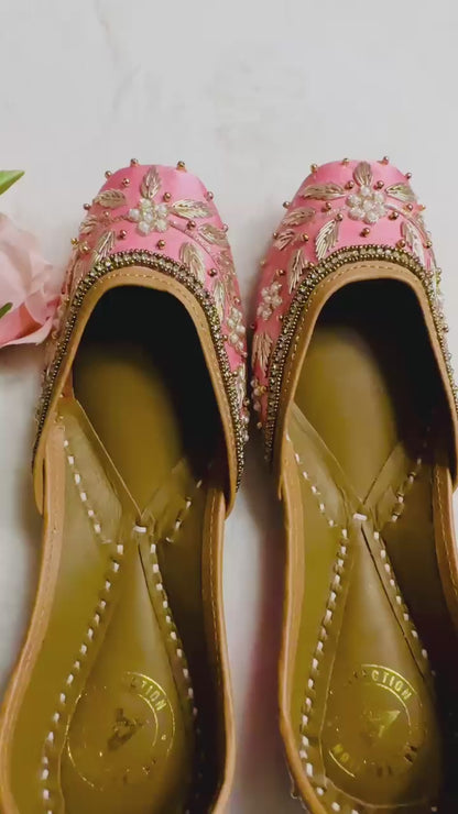 Baby pink Premium designer pure leather Jutti with double cushion and highlighted with all handwork