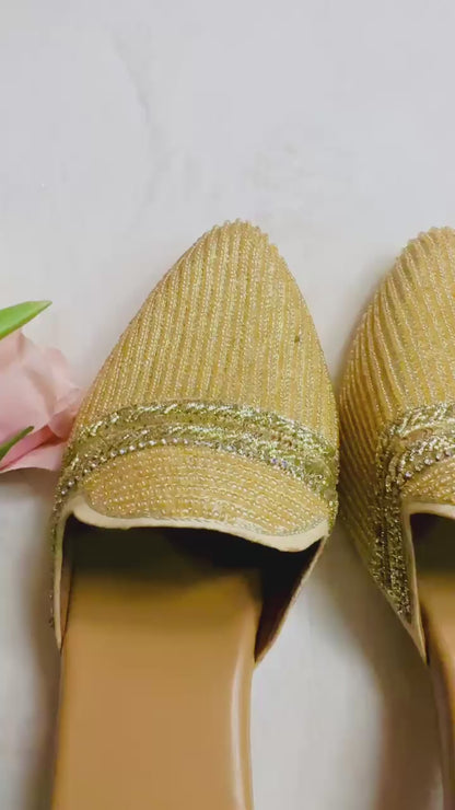 Golden Premium designer pure leather Jutti with heels with double cushion and highlighted with all handwork